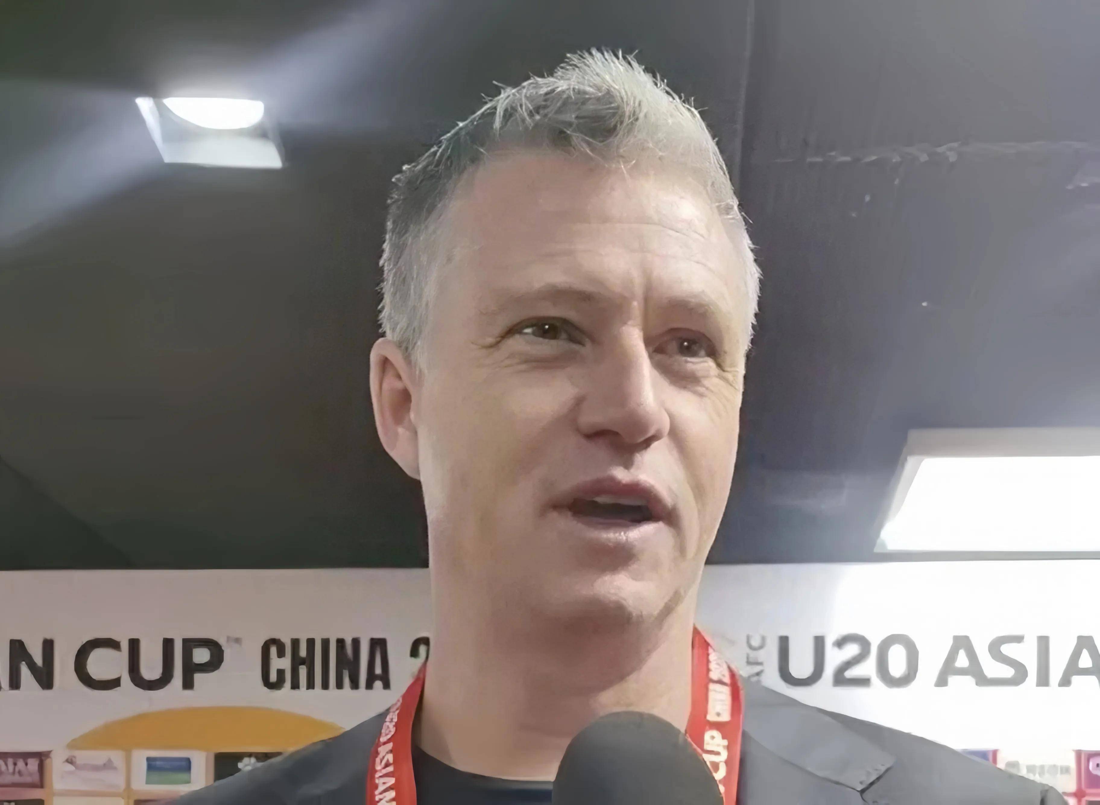 澳洲球员因伤退出赛事，球队现状堪忧