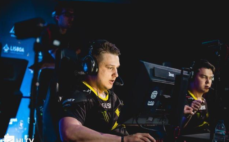 开云体育官方网站-LGD轻取HLE，Deft单局斩获MVP全球总决赛3:1（巴黎）