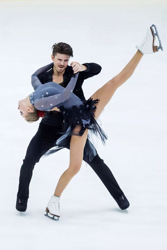 开云体育-芬兰选手夺得自行车比赛季军的简单介绍