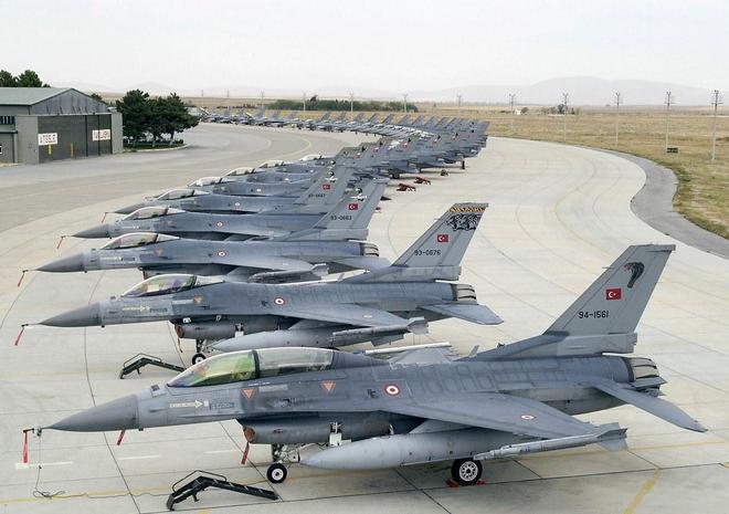 开云体育平台APP-土耳其迎战希腊强队碰撞，胜负难言的简单介绍