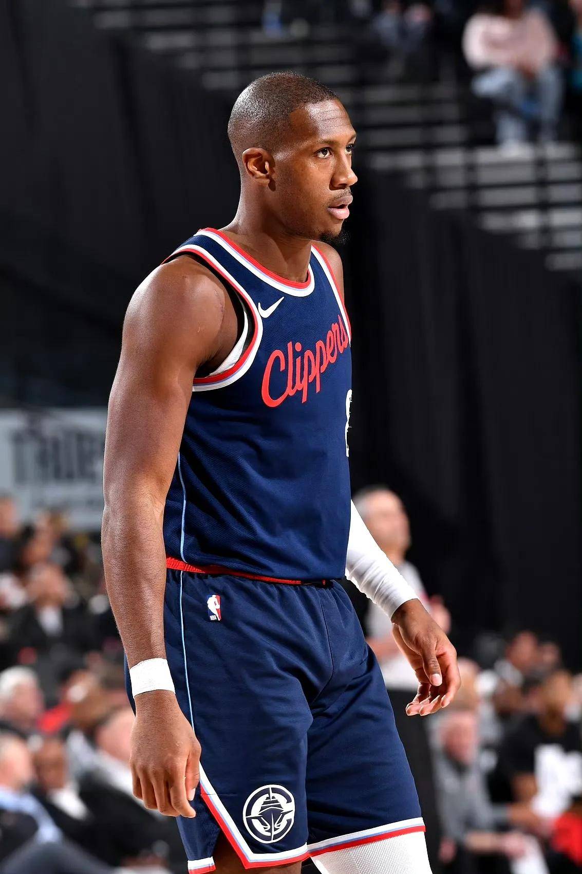 快船轻取勇士，成为西部榜首