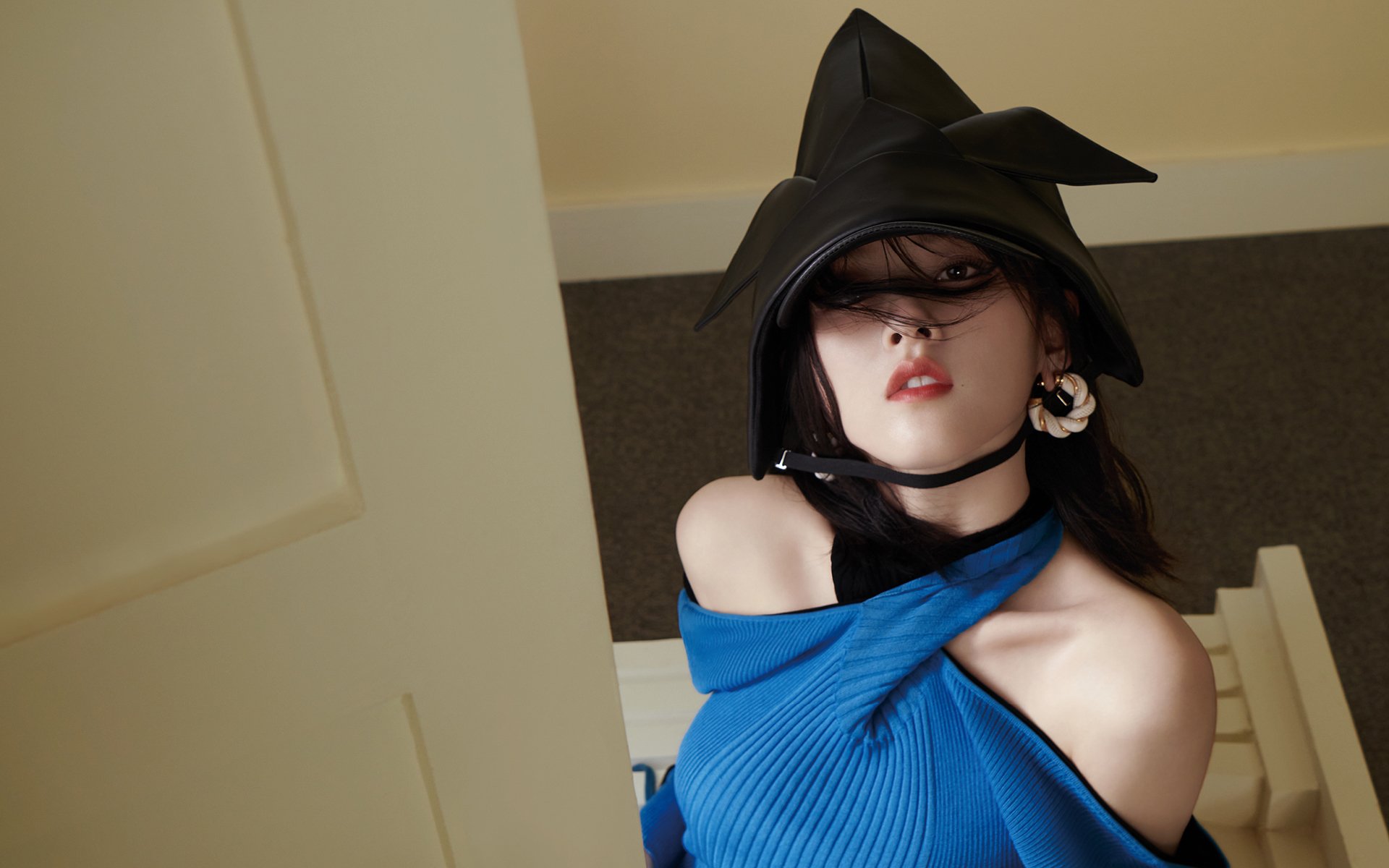 开云APP-猎犬与雄狮，穆勒关键一击撕碎雷恩，英格兰奏响铁血凯歌