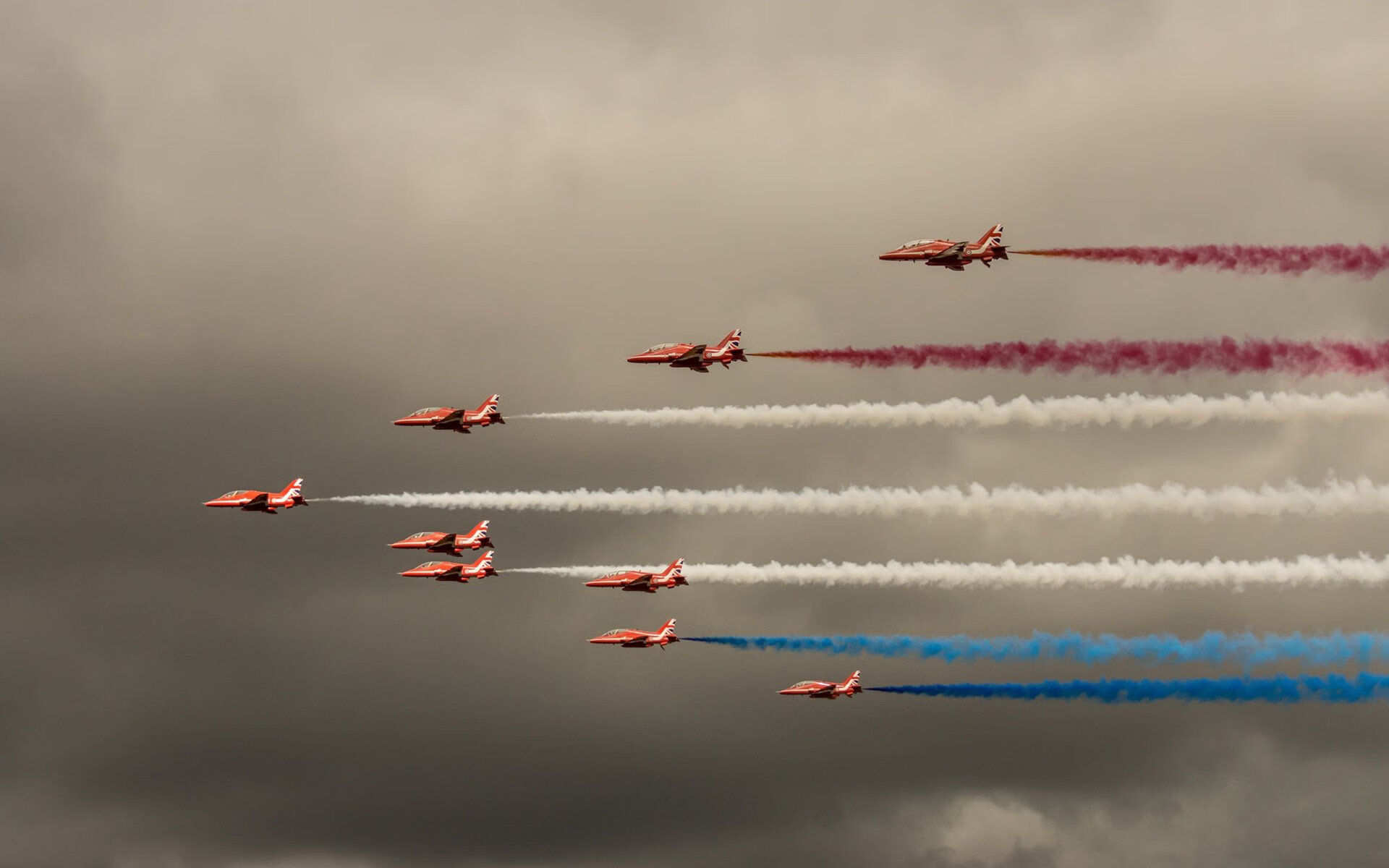 骑士强势晋级掘金，布伦森统治级数据铸就辉煌胜利